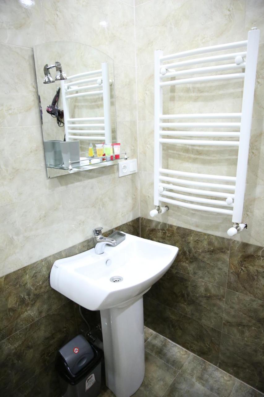 X Palace Tbilisi Zewnętrze zdjęcie